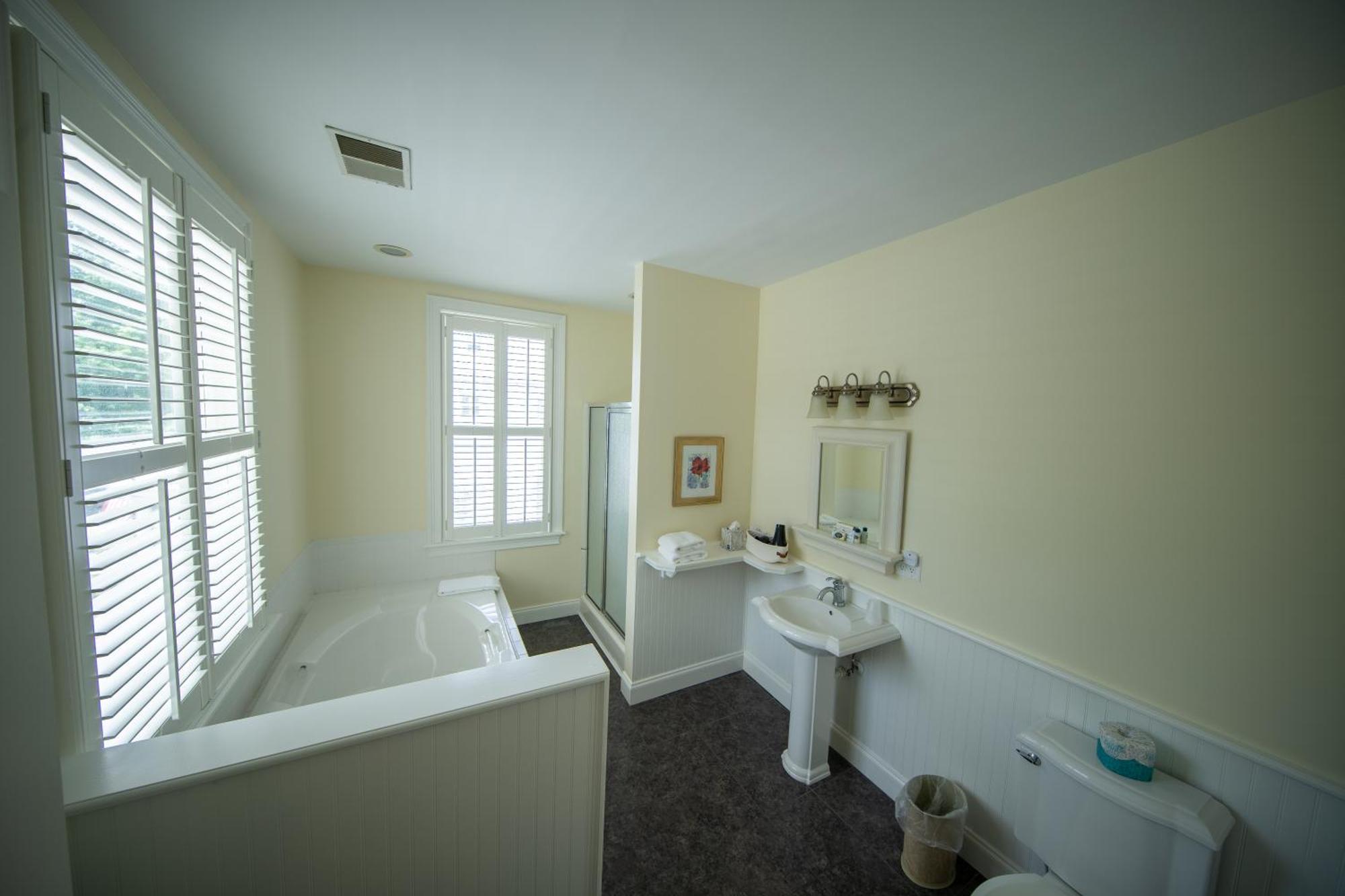 The Edenton Collection-The Granville Queen Inn Номер фото